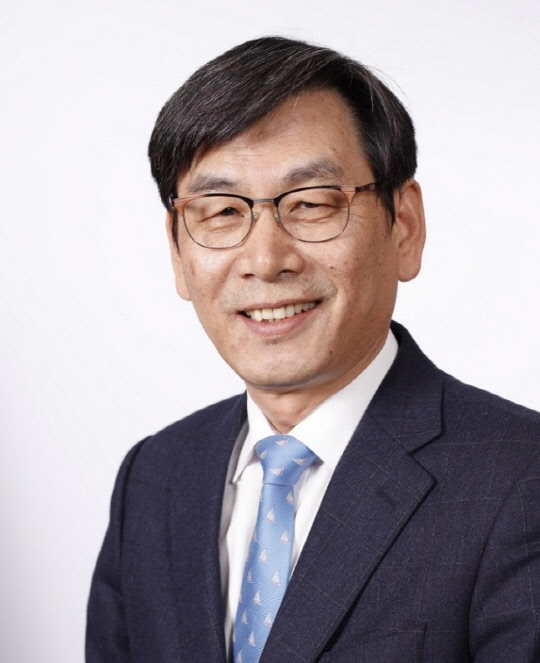 엄재식 원자력안전위원회 위원장
